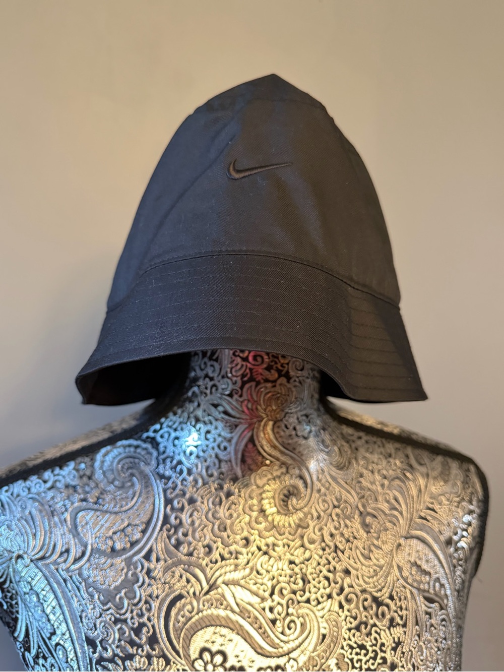 Nike Black Embroidered Swoosh Apex Bucket Hat